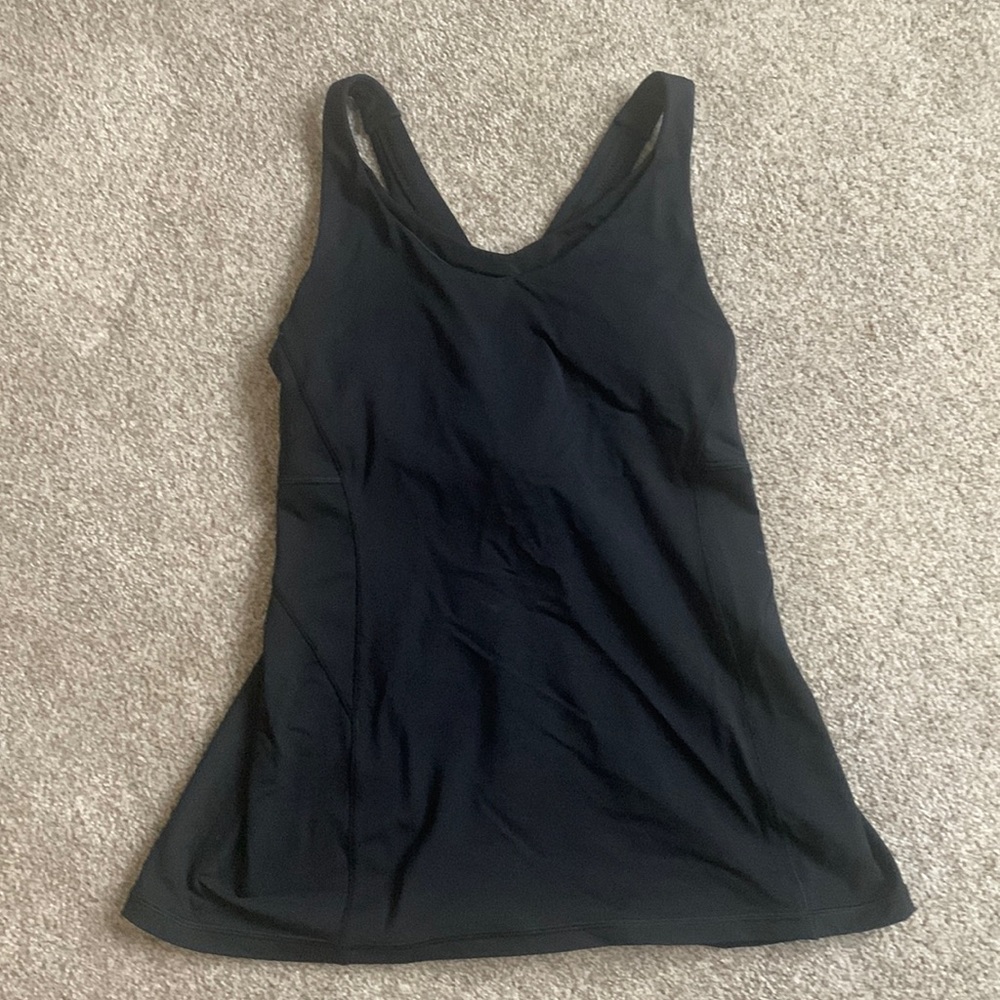 Lululemon women criss cross tank top. black, sz 10